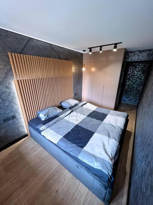Black Pearl Luxury Apartment Βέντσπιλς Εξωτερικό φωτογραφία